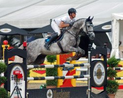 jumper Lovergon (Oldenburg show jumper, 2012, from Los Angeles)