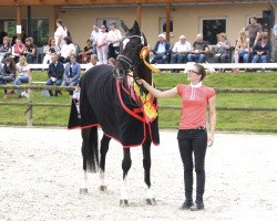 broodmare Viktoria Secret ST (Westphalian, 2014, from Sezuan)