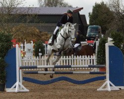 jumper Catch Me 44 (Oldenburg, 2005, from Contact Me)