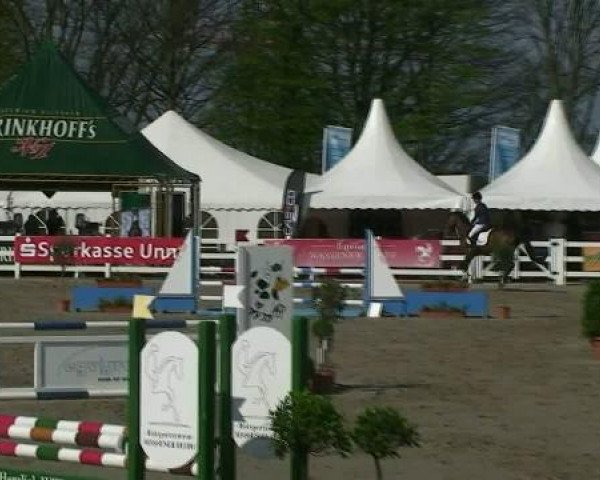 Unna-Massen 2012
Mittwoch, den 25.04.2012
48 Springpferdeprüfung Kl.A** 4j.