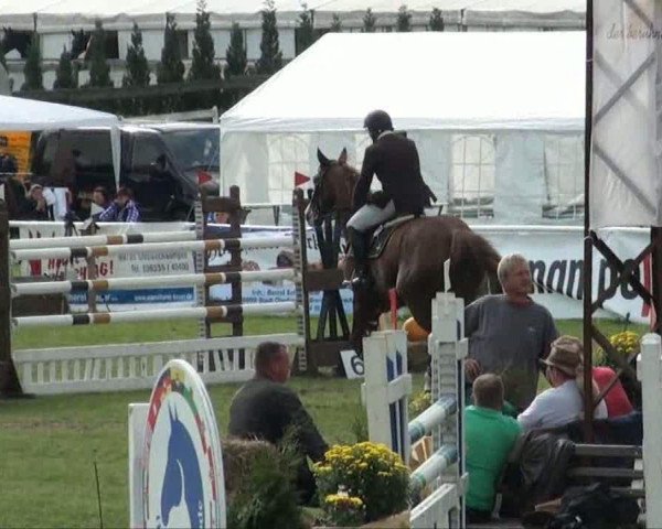 Video of Beau du Rouet