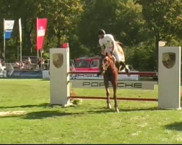 Bietigheim-Bissingen
Samstag,den 03.09.2011
06 Springprüfung Kl.S* German Horse Pellets
