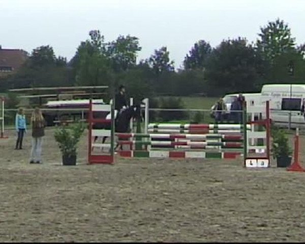 Septemberturnier Appelhülsen
Freitag,den 09.09.2011
34 Ponystilspringprüfung Kl. A*
