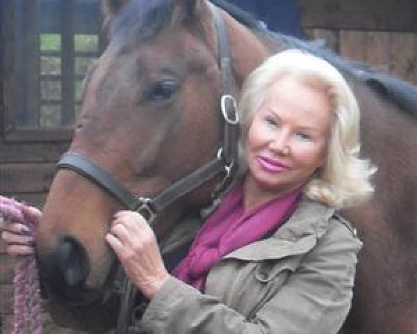 horse Hvasavi xx (Thoroughbred, 2009, from Dubawi xx)