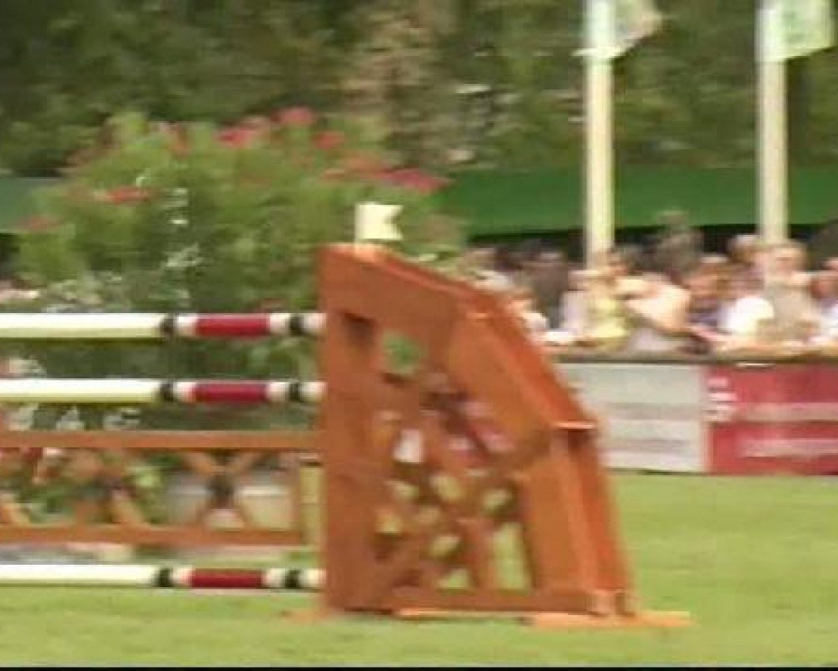 Springpferd Jack la Motta (KWPN (Niederländisches Warmblut), 1998, von Corland) - Bietigheim-Bissingen
Sonntag,den 04.09.2011
05 Springprfg.Kl.S m.St.* Finale Kleine Tour
