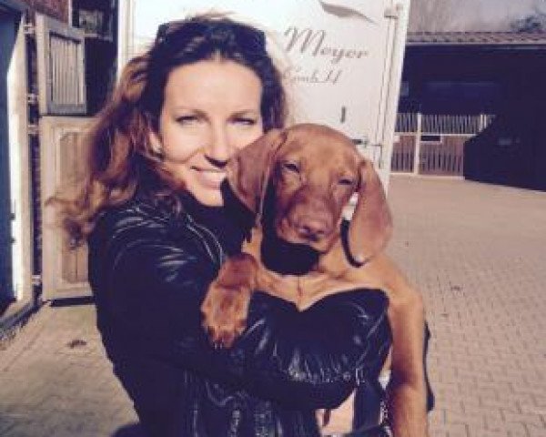 Claudia Stiller