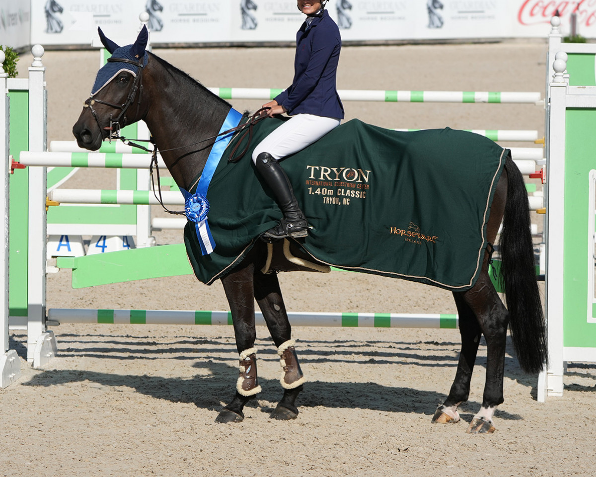 broodmare Isla de Muze (Westphalian, 2013, from Iceman de Muze)