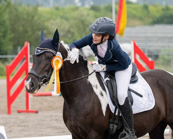 Mia-Elisa Emsberger