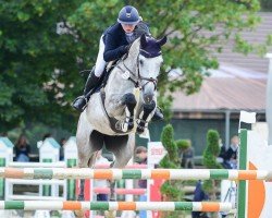 jumper U Be Special (Holsteiner, 2017, from Untouchable)