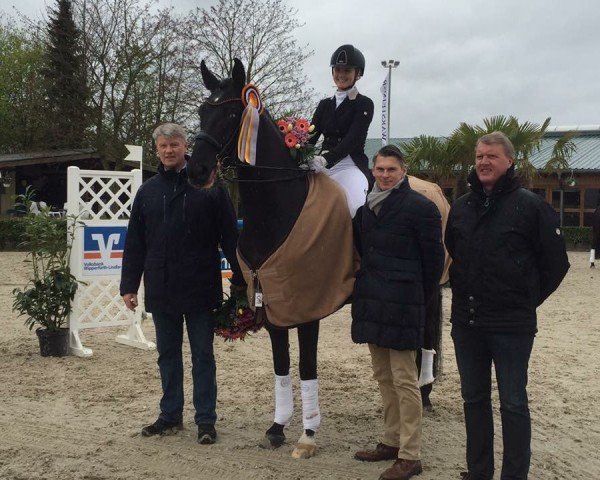 dressage horse Royal Black Sun 2 (Oldenburg, 1999, from Royal Diamond)